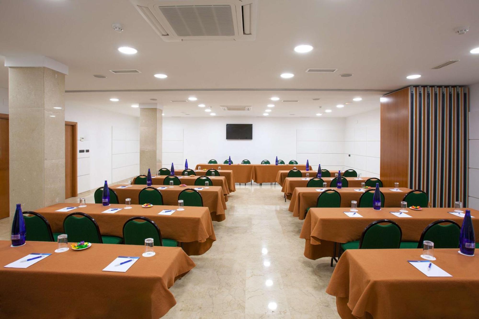Hotel Nh San Pedro De Alcantara 3*